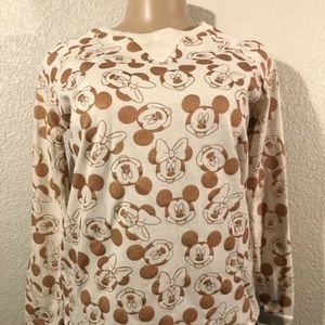 Disney Round neck Women Sz M Blouse Long Sleeve Graphic Pattern Minnie Mouse